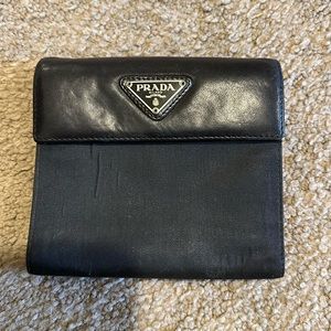 Prada wallet in pre owned condition